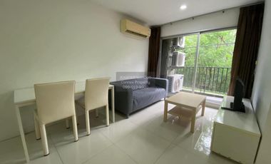 À louer 2 chambres condo à Phra Khanong, Bangkok
