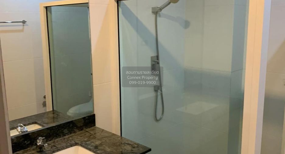 For rent 2 bedrooms condo in Khlong San, Bangkok