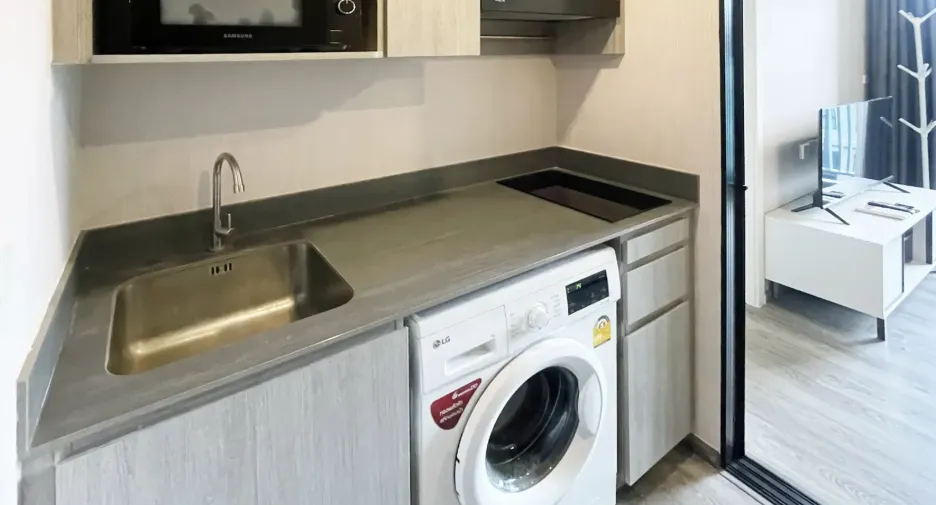Condo en alquiler de 1 habitaciones en Phra Khanong, Bangkok