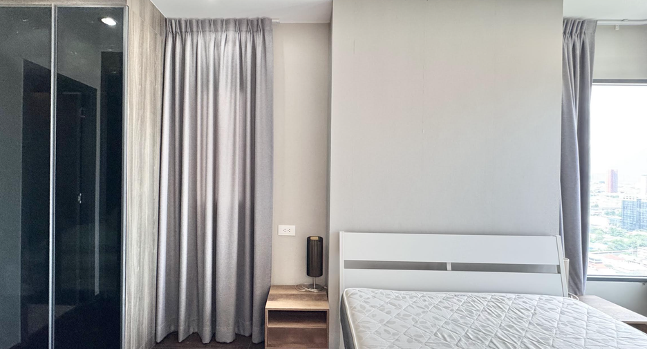 For rent 1 bed condo in Watthana, Bangkok