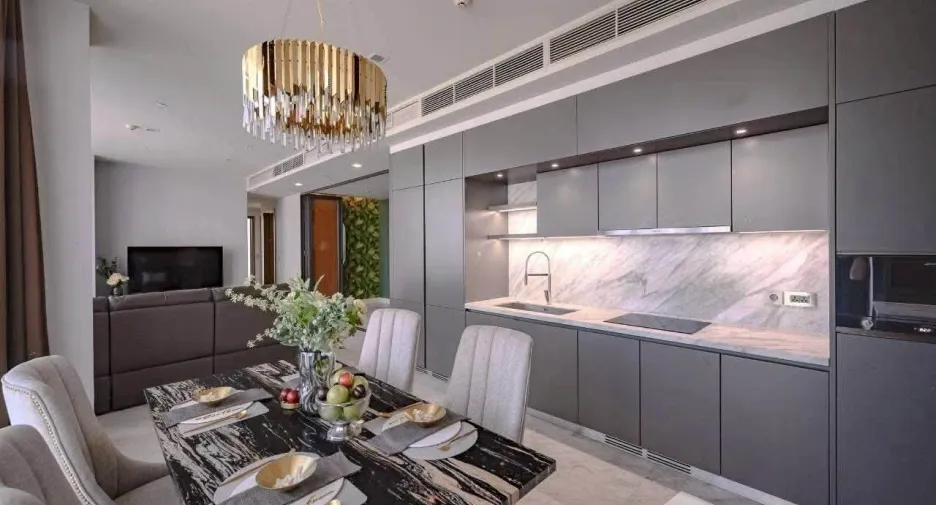 Condo en alquiler y en venta de 2 habitaciones en Watthana, Bangkok