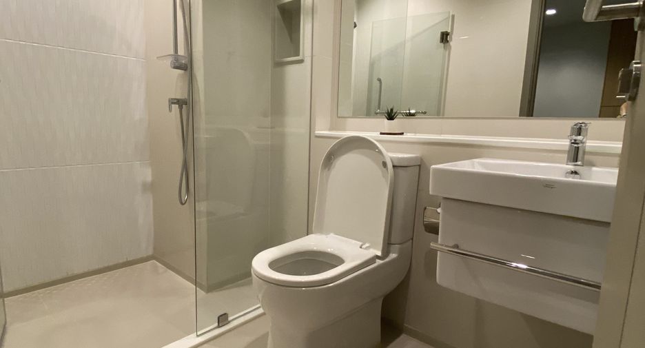 Condo en alquiler de 1 habitaciones en Huai Khwang, Bangkok