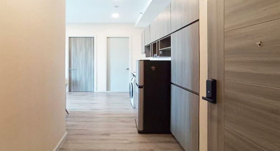 For rent 2 bedrooms condo in Bang Kapi, Bangkok