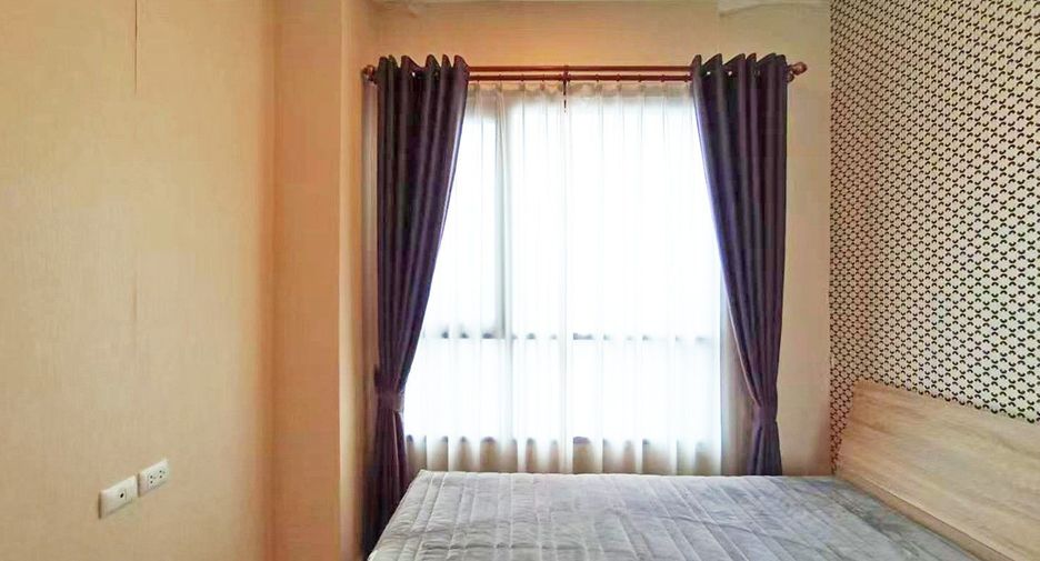 For rent 2 bedrooms condo in Bang Kapi, Bangkok