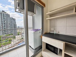 Condo en alquiler de 1 habitaciones en Thon Buri, Bangkok