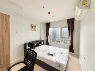 Condo en alquiler de 1 habitaciones en Thon Buri, Bangkok