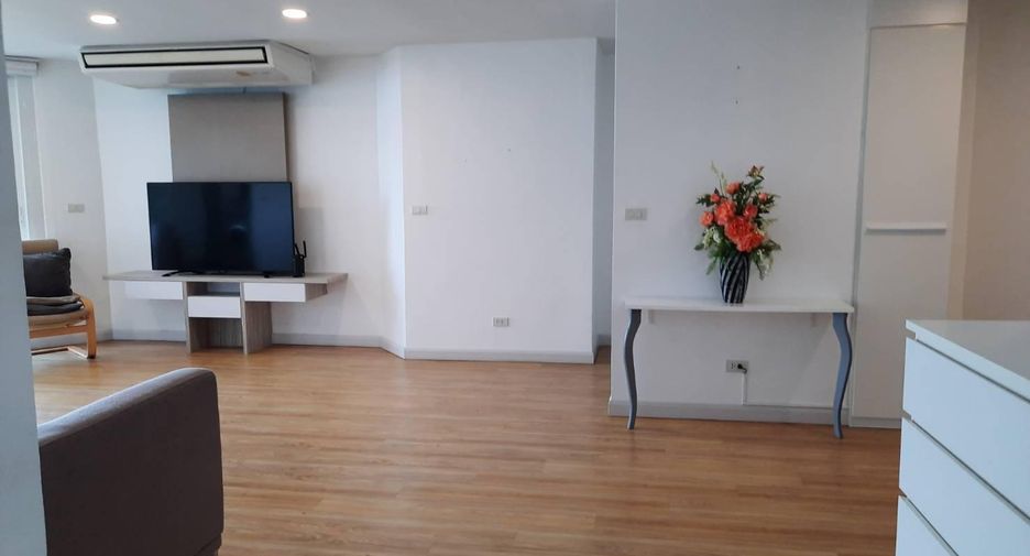 For rent 3 ベッドルーム condo in Watthana, Bangkok