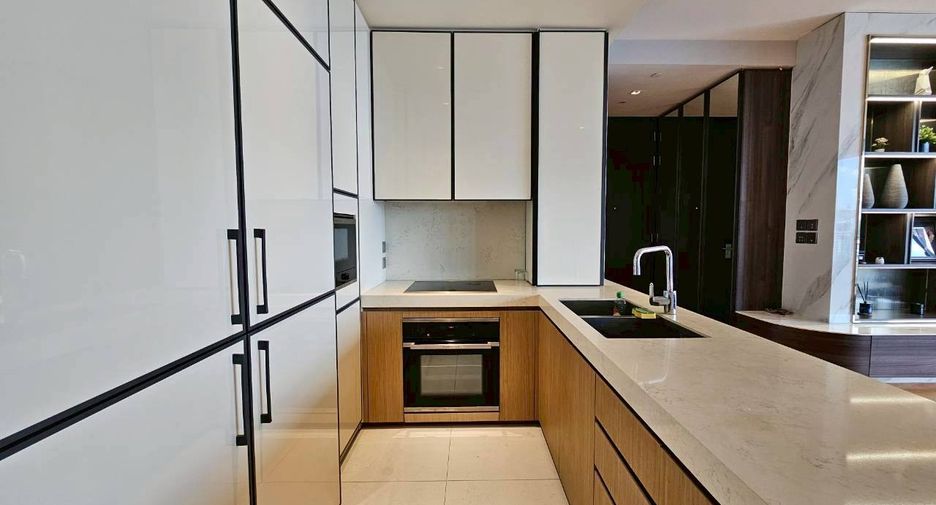 For rent and for sale 2 bedrooms condo in Khlong Toei, Bangkok