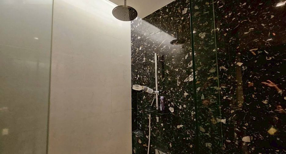 For rent and for sale 2 bedrooms condo in Khlong Toei, Bangkok