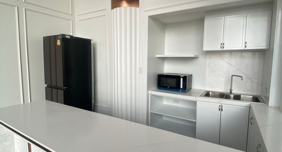 For rent and for sale 6 bedrooms condo in Watthana, Bangkok