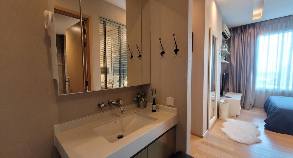 Wohnung zur Miete mit 2 Zimmer in Khlong Toei, Bangkok