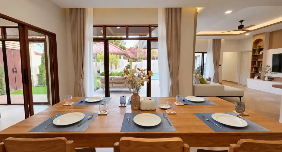 À louer 4 chambres villa à Huay Yai, Pattaya