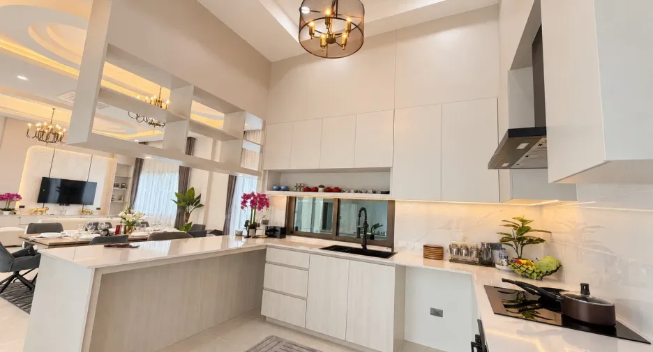 For sale 4 bedrooms villa in Bang Lamung, Chonburi