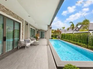 For sale 4 bedrooms villa in Bang Lamung, Chonburi