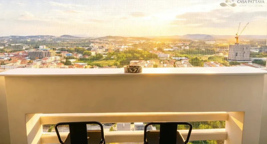 À vendre 2 chambres condo à Jomtien, Pattaya