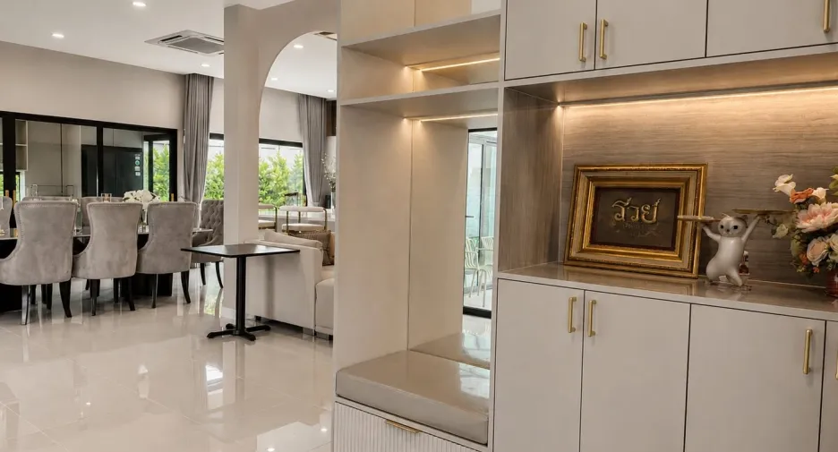 For rent 5 bedrooms villa in Huay Yai, Pattaya