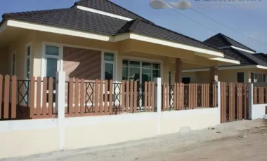 Haus zur Miete mit 3 Zimmer in Bang Lamung, Chonburi