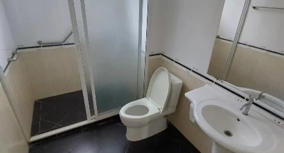 Haus zur Miete mit 3 Zimmer in Bang Lamung, Chonburi