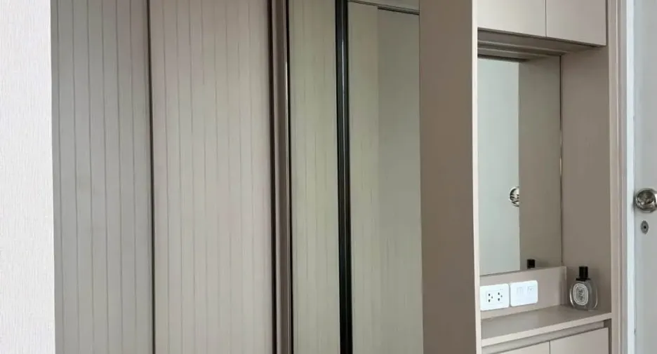 Condo en alquiler de 2 habitaciones en Khlong Toei, Bangkok