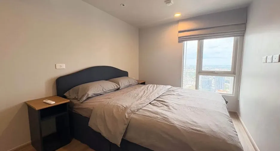 Condo en alquiler de 2 habitaciones en Khlong Toei, Bangkok