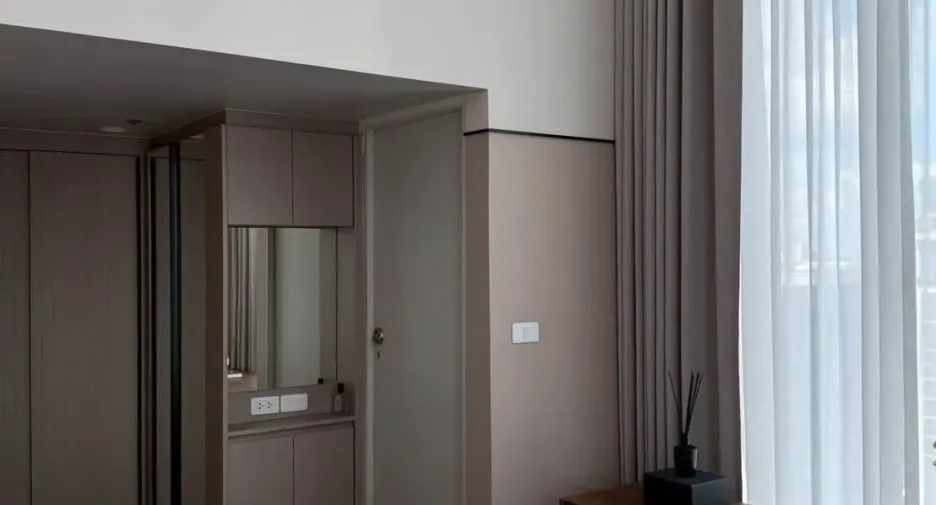 Condo en alquiler de 2 habitaciones en Khlong Toei, Bangkok