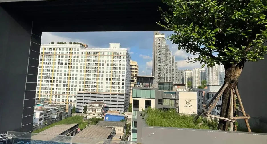 出售 2 卧室 公寓 在 Thon Buri, 曼谷