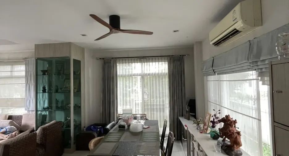 出售 3 卧室 独立屋 在 Mueang Nonthaburi, Nonthaburi