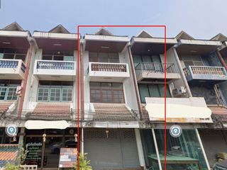 À vendre local commercial à Mueang Chiang Mai, Chiang Mai