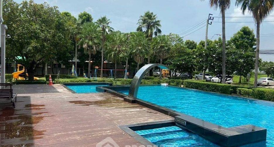 Reihenhaus zur Miete mit 3 Zimmer in Chom Thong, Bangkok