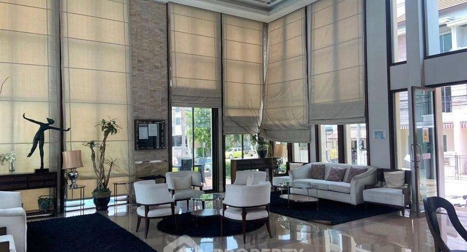 Reihenhaus zur Miete mit 3 Zimmer in Chom Thong, Bangkok