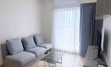 For rent 2 bedrooms condo in Bang Kapi, Bangkok