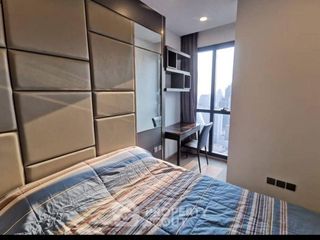 Condo en alquiler de 1 habitaciones en Bang Rak, Bangkok