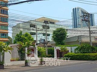 À vendre 1 chambre condo à Phra Khanong, Bangkok