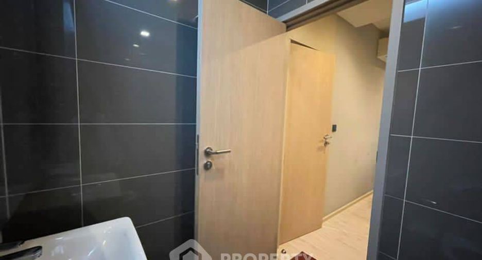 À louer et à vendre 1 chambre condo à Watthana, Bangkok