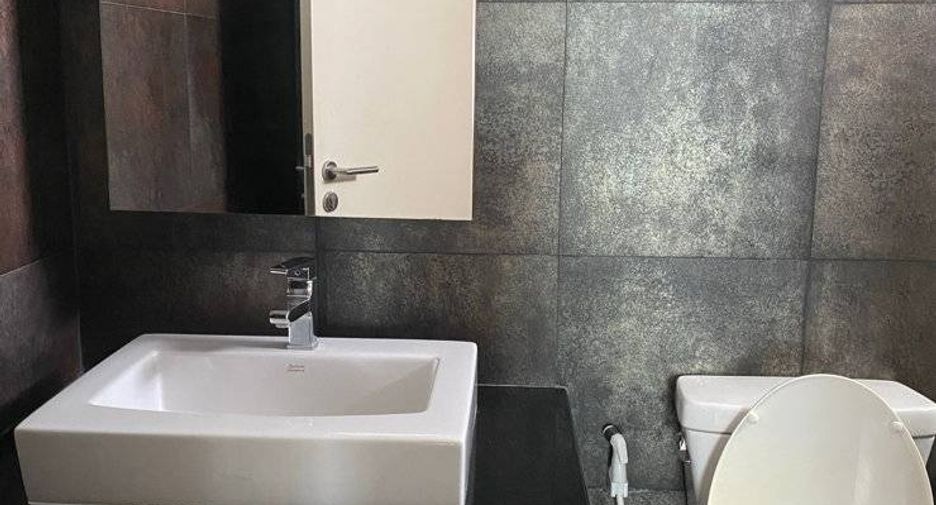 Wohnung zum Kauf mit 2 Zimmer in Khlong Toei, Bangkok