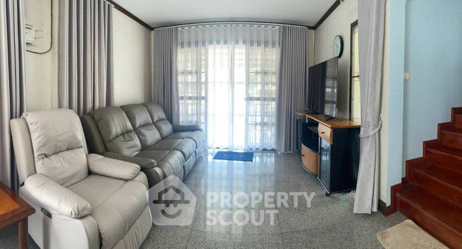 À louer et à vendre 3 chambres maison à Si Racha, Chonburi
