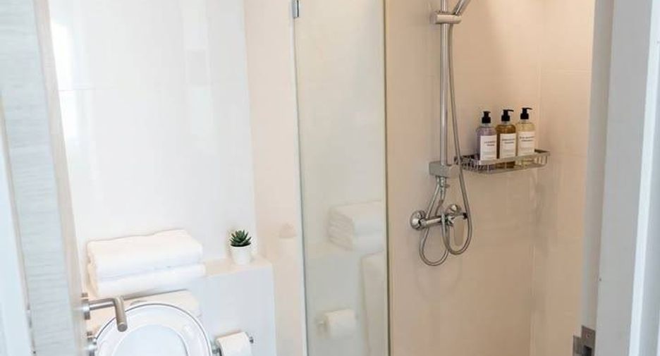 Продажа 2 спальни кондо в Na Jomtien, Паттайя