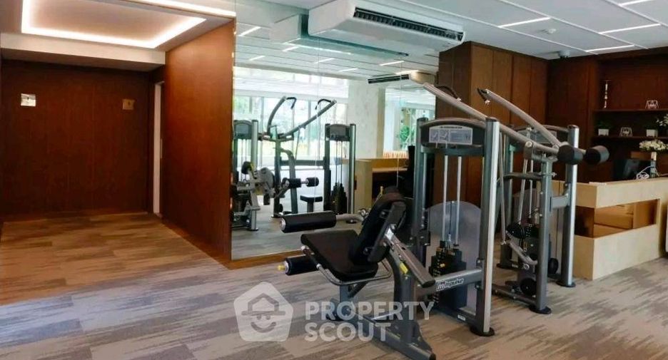 For sale 1 bed condo in Huai Khwang, Bangkok