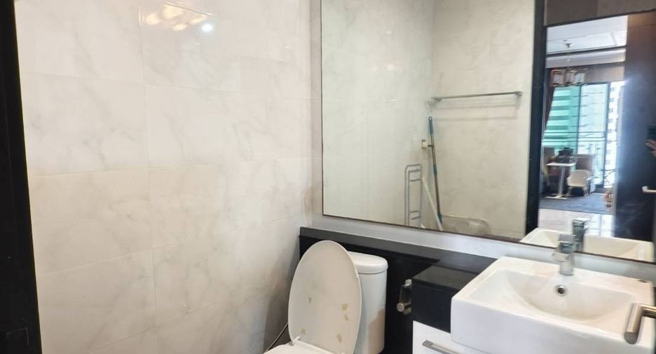 Wohnung zum Kauf mit 2 Zimmer in Bang Rak, Bangkok