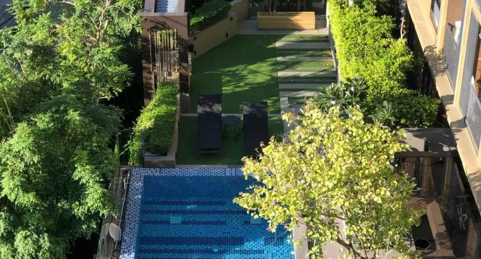 For rent and for sale 2 bedrooms condo in Phra Khanong, Bangkok