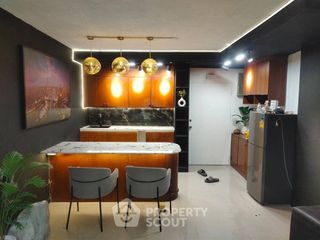 Wohnung zum Kauf mit 2 Zimmer in Huai Khwang, Bangkok