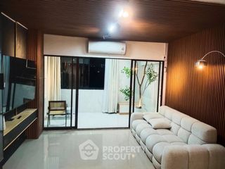 Wohnung zum Kauf mit 2 Zimmer in Huai Khwang, Bangkok