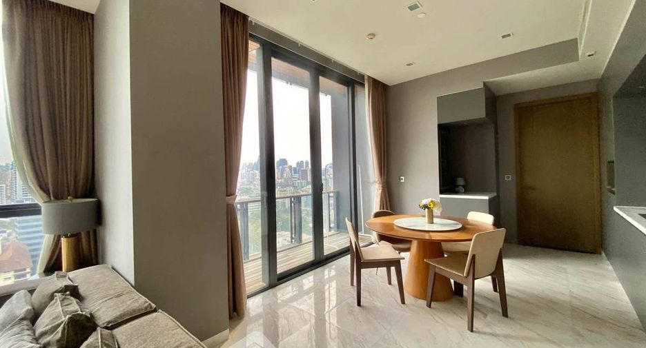 Condo en alquiler y en venta de 2 habitaciones en Watthana, Bangkok