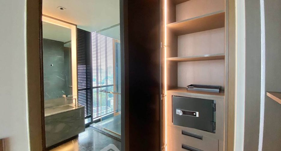 Condo en alquiler y en venta de 2 habitaciones en Watthana, Bangkok