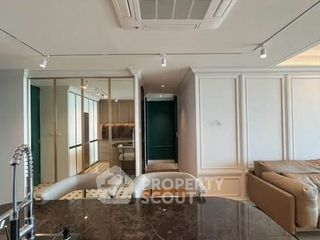 Condo en venta de 2 habitaciones en Yan Nawa, Bangkok