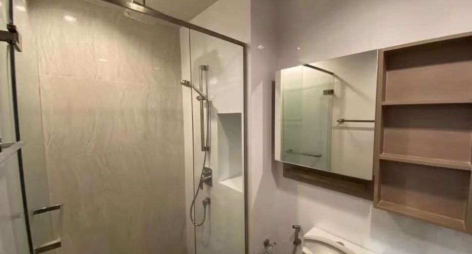 Condo en alquiler de 1 habitaciones en Bang Sue, Bangkok
