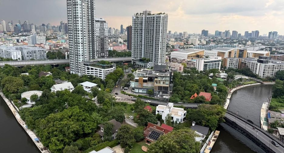 For rent 1 bed condo in Watthana, Bangkok
