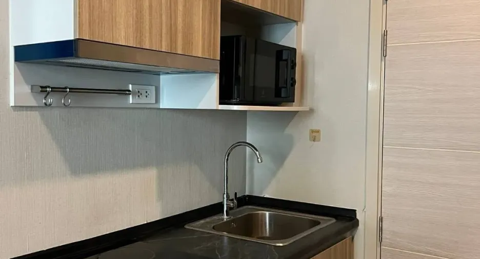 For rent 1 bed condo in Mueang Samut Prakan, Samut Prakan