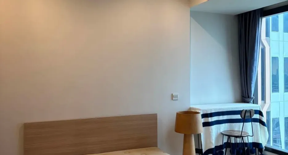 For rent 1 bed condo in Phaya Thai, Bangkok