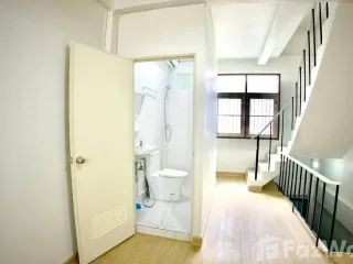 Reihenhaus zur Miete mit 4 Zimmer in Sathon, Bangkok